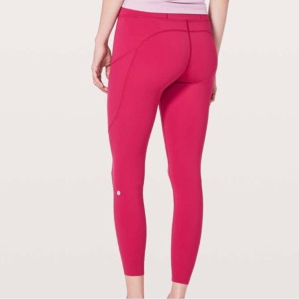 Lululemon Fast & Free 7/8 Tight II *Nulux 25" size 6  Reflective Leggings